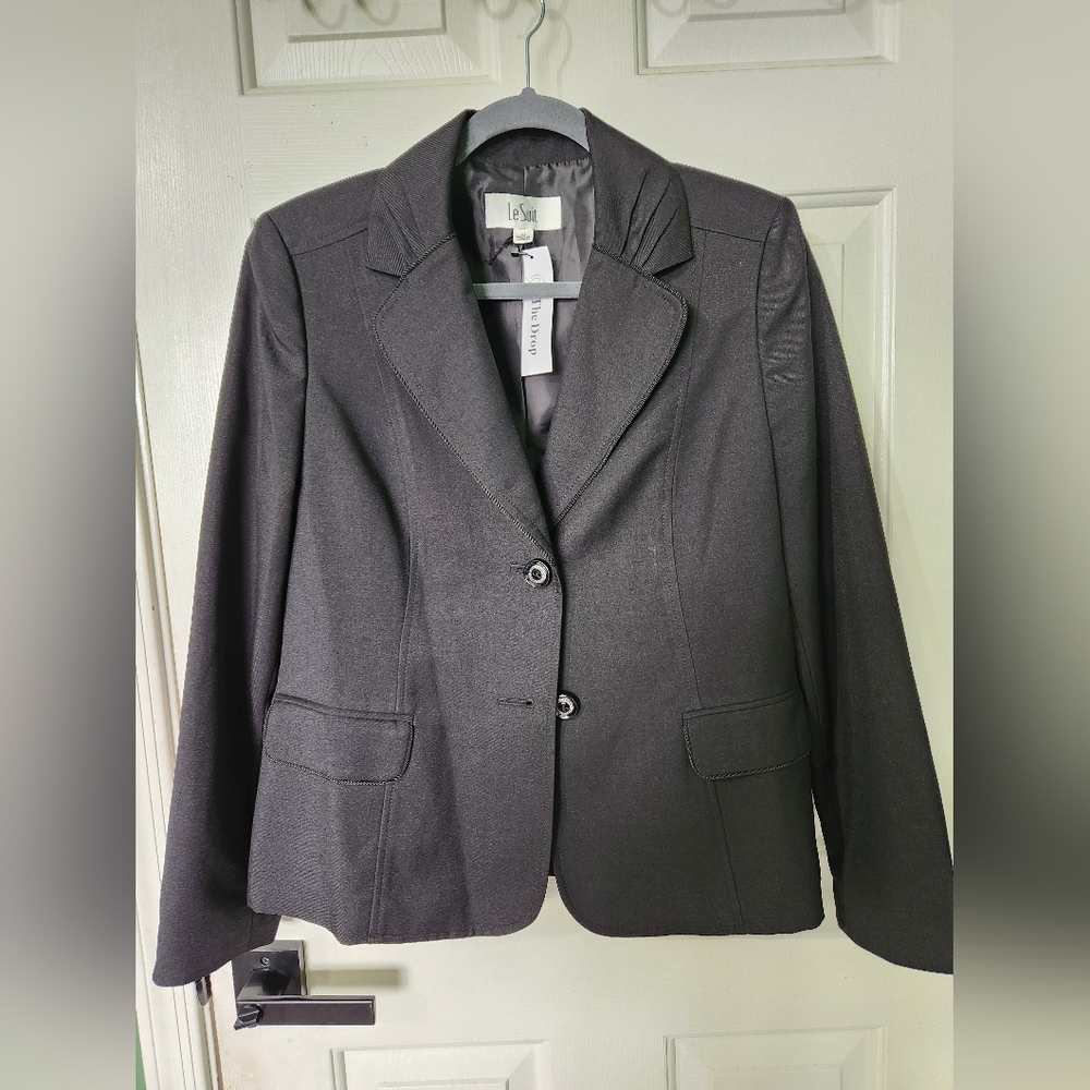 Le suit Womens XS Blazer NWT